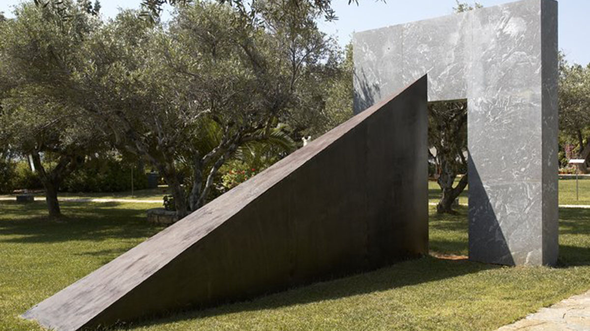 Minos Beach Art Hotel